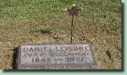 Daniel Leisure gravestone